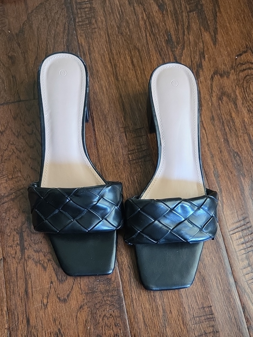 Braided Woven Faux Leather Block Heel Black Size 9 Very Good Condition